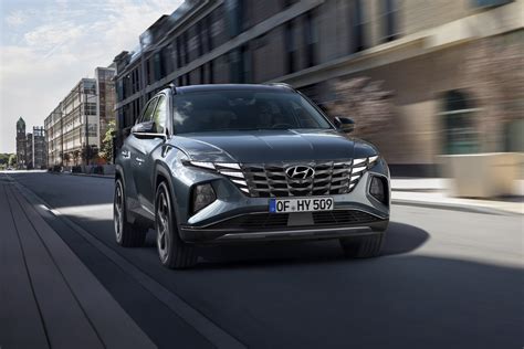 Preturile sunt exprimate in euro si contin tva. New 2020 Hyundai Tucson arrives with hybrid and plug-in ...