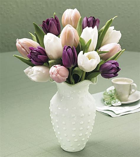 Simple And Lovely Diy Tulip Arrangement Ideas 40 Tulips Arrangement