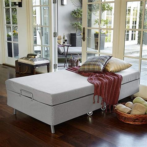 Zinus Memory Foam Resort Folding Guest Bed With Wheels
