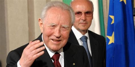 Jun 28, 2021 · repubblica + repubblica + shop. Tutti i presidenti della Repubblica italiana - Focus Junior