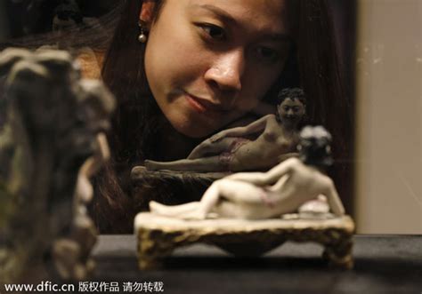 Hk Hosts First Chinese Erotic Art Collection Exhibition 3