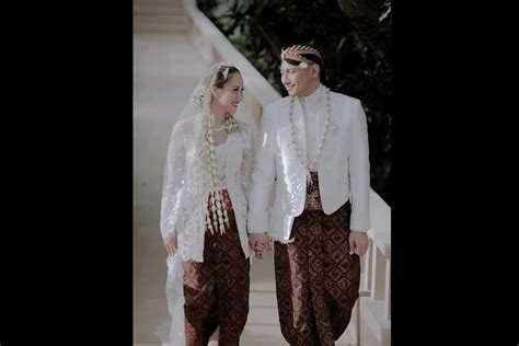 Sah Penyanyi Bcl Dan Tiko Aryawardhana Resmi Menikah Di Bali Rekan My Xxx Hot Girl
