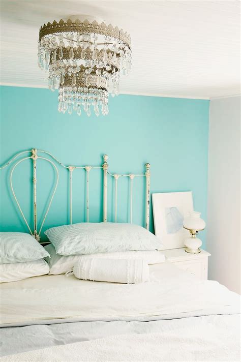 10 Aqua Paint Colors To Brighten Your Space Tiffany Blue Bedroom