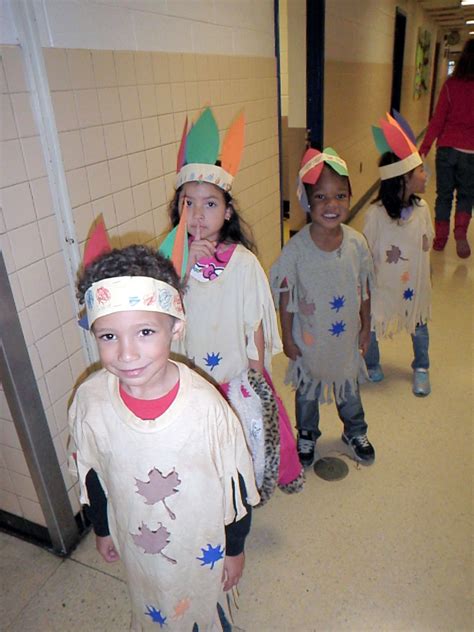 Hening Elementary kindergartners celebrate Thanksgiving. | School photos, Elementary, Photo