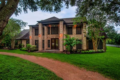 Call us to schedule an inspection. Houston Plantation Meadow Staging - Transitional ...