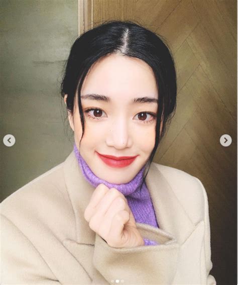^ 견미리, 성공적인 데뷔 무대 꾸려! 이유비, '엄마 견미리' 리즈시절이 그대로? 한 폭의 그림 같은 ...