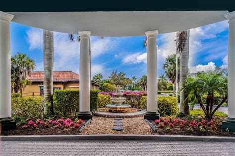 Overview reviews amenities & policies. La Quinta Inn & Suites Airport Naples, FL - See Discounts
