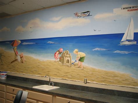 Brush In Hand : Home | Beach mural, Beach murals, Beach themed room