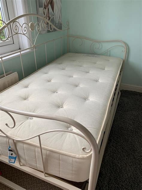 Laura Ashley Alice Day Bed With Trundle In Southampton Hampshire