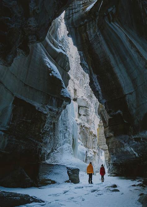 Maligne Canyon Icewalks Go Inside The Deepest Canyon In The Rockies