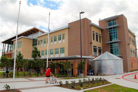 Austin Community College Goes Green Laptrinhx News