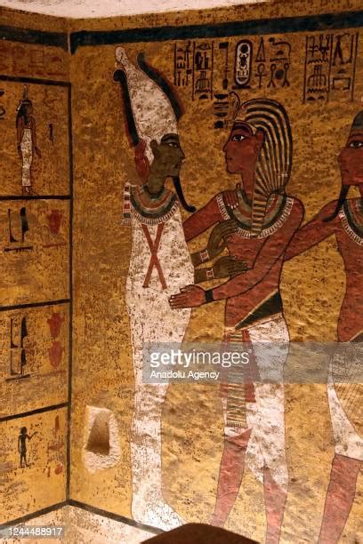 King Tutankhamun Tomb Photos And Premium High Res Pictures Getty Images