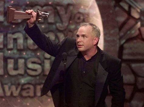 Garth Brooks Weight Loss Photos What To Know About His Fitness