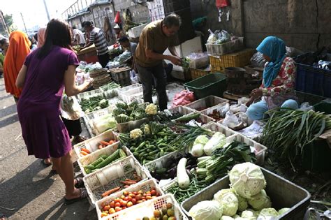 Setelah anda menemukan ide bisnis, fokus selanjutnya bagi anda adalah melakukan riset pasar. Ilustrasi Proses Riset Pasar / Riset Pasar: Pengertian ...