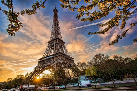 Eiffel Tower 4k Ultra Hd Wallpaper Background Image 4724x3150
