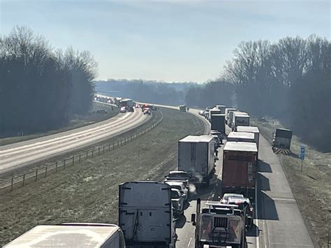 I-65 shut down due to serious crash - Daily Journal