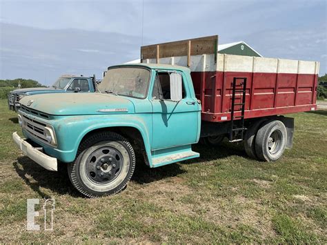 1962 Ford F600 Online Auctions