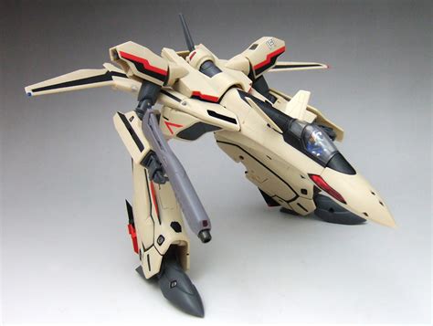 やまと 1/60 完全変形YF-19 マクロスプラス