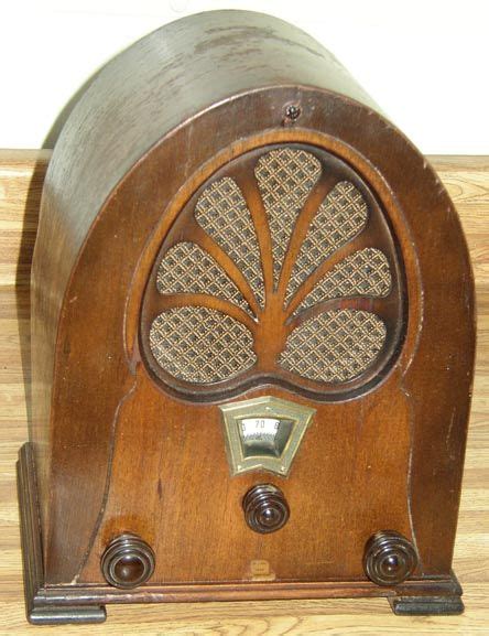 Willard Gilfillan Cathedral Radio 1920s Vintage Radio Antique
