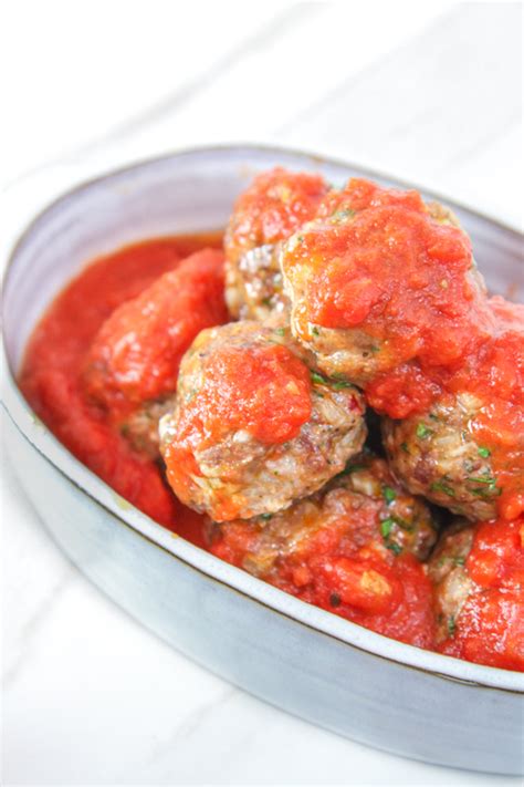 Leave to cook like this, uncovered, for 20 minutes, or until the sauce has thickened slightly and the meatballs are cooked through. Hot Italian Sausage Meatballs | FoodFash
