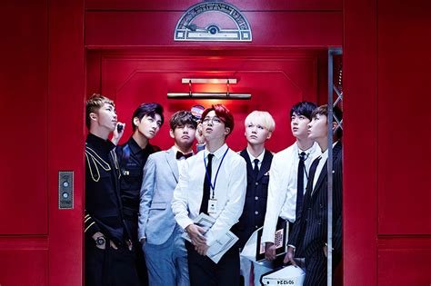 Bts aired tonight and they performed future worldwide hit telepathy, blue & grey, life goes on and dynamite from their album be and a cover of coldplay's fix you: BTS On 'MTV Unplugged': Here's Everything You Need To Know