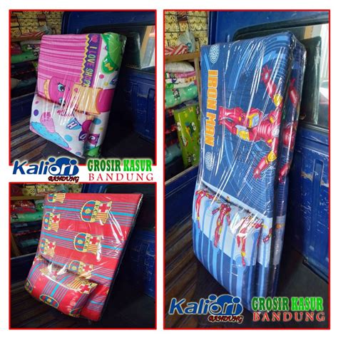 Kasur kapuk menggunakan buah randu sehingga kasur kapuk dapat menyerap hawa panas. Kasur Busa Lipat Bantal Ukuran 180x90x4 | Grosir Kasur ...