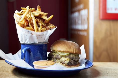 Best New Burgers And Cheeseburgers In Chicago 2016