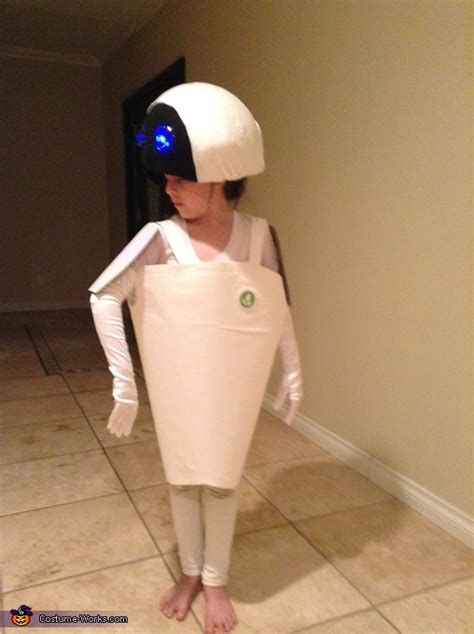 Eve From Wall E Diy Costume How To Instructions Photo 36