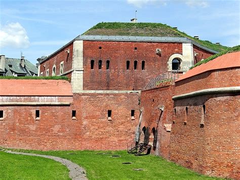 Check spelling or type a new query. Zamość - Nadszaniec Bastionu VII. Atrakcje turystyczne ...