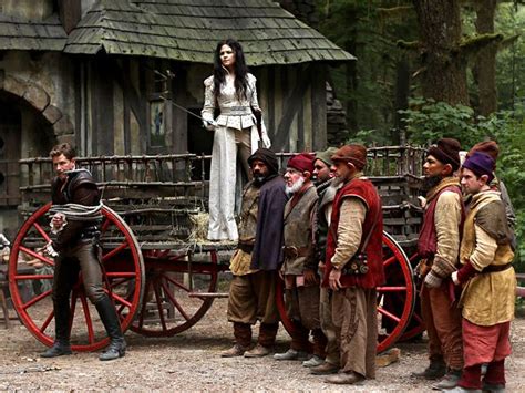 Snow White And The 7 Dwarfs On Once Upon A Time Season 3 Fall Tv Once Upon A Time Lost Girl