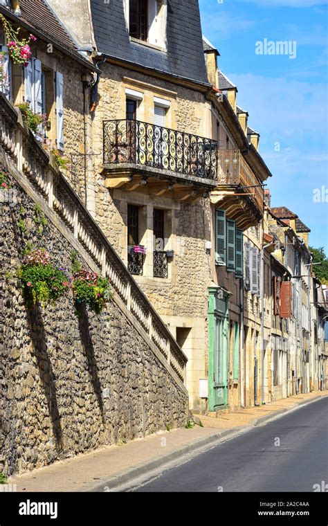 Montignac Dordogne France Stock Photo Alamy