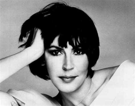 ‘i Am Woman Singer Helen Reddy Dead At 78