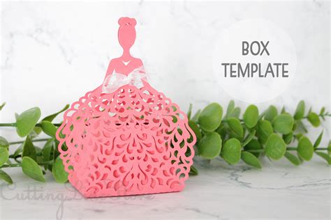 So while the cricut can write with its pens, you have to be careful with which fonts you pick or you get the dreaded bubble. Wedding favor boxes, Gift box template (518167) | Cut ...