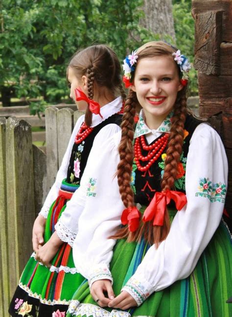 Folk Costume From Owicz Poland Polish Folk Costumes Polskie
