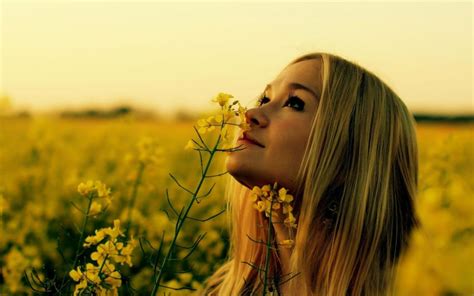 220233 Woman Smelling The Flower Wallpaper Nature And Landscape