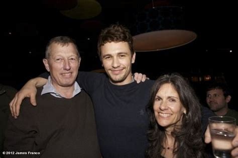 James Franco With Mom And Dad James Franco Beautiful Smile James