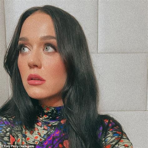 Brunette Katy Perry Flashes Her Lithe Legs In Very Sexy Thigh Split