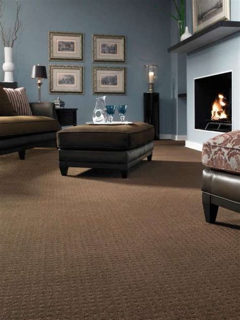 7 Amazing Living Room Carpet And Wall Color Combinations Gallery Alanlar