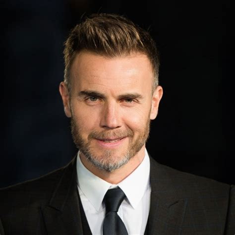Episode viii the last jedi actors. Gary Barlow's 17-year-old son is the spitting image of him ...