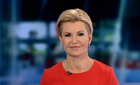 Pierwsze zderzenie ze światem poza murami więzienia było trudne. Joanna Racewicz żegna się z 'Panoramą' TVP 2