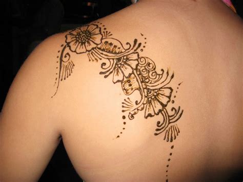 Gombal Tattoo Designs Tattoos For Girls Tattoo Designs Of A Girl