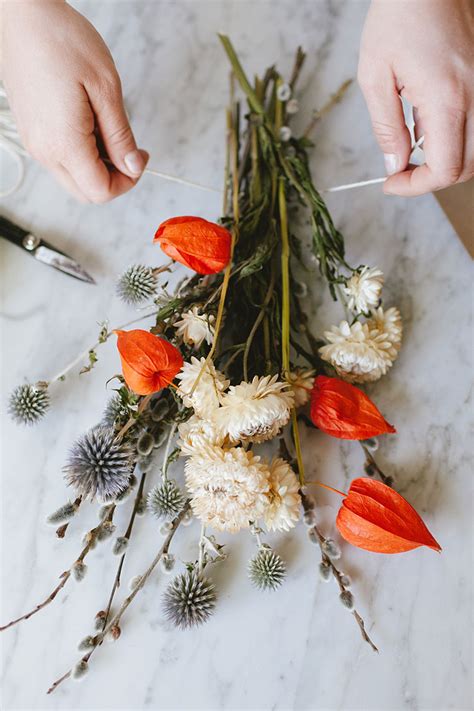 Maybe you would like to learn more about one of these? jojotastic - DIY // dried flowers + white pumpkin ...