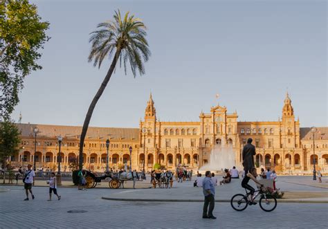 Jeudi 10 juin 2021, semaine 23. Séville en Espagne - Voici les 10 destinations à visiter ...