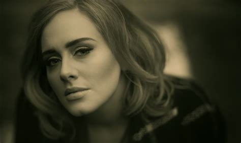 Adele Lança Clipe Da Música Hello E Online Brasil