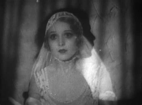 Madge Bellamy In White Zombie Directed By Victor Halperin Usa White Zombie Victor