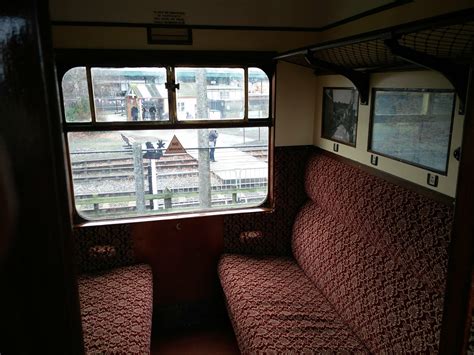 Old Compartment Style Train Seating Didcot Railway Centre Uk R