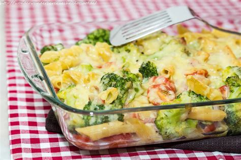Berbackener Brokkoli Nudel Auflauf Mit Tomaten 11730