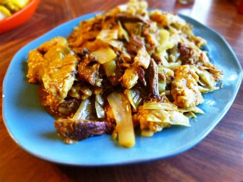 I have a bunch of leftover north carolina style pulled pork that is pretty vinegary. sauerkraut and spaetzle and pork shoulder roast | Pork ...