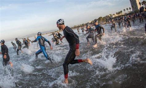 Programa de entrenamiento de nivel medio para distancia sprint de triatlón. Calendario Triatlón media distancia España 2020