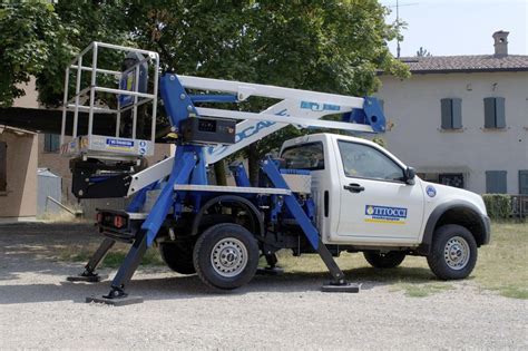 ··· truck mounted scissor lift platform self propelled scissor lift table introduction: Articulated boom lift / truck-mounted / hydraulic / double ...